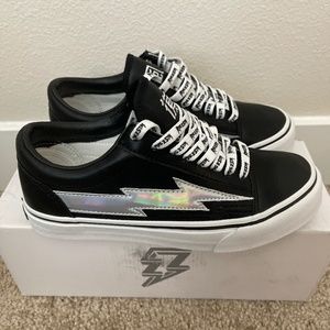 Revenge X Storm Size 5 Mens (6.5 Womens)